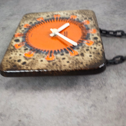 Kienzle Wanduhr Keramik Fat Lava Kette Mid Century Space age orange braun WGP Küchenuhr Loft Popart space age
