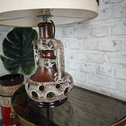 Fat Lava Lampe Tischlampe Beistelltisch Mid Century Keramik West German pottery beige braun Stoffschirm Bordüre midcentury 60ies 70s Boho
