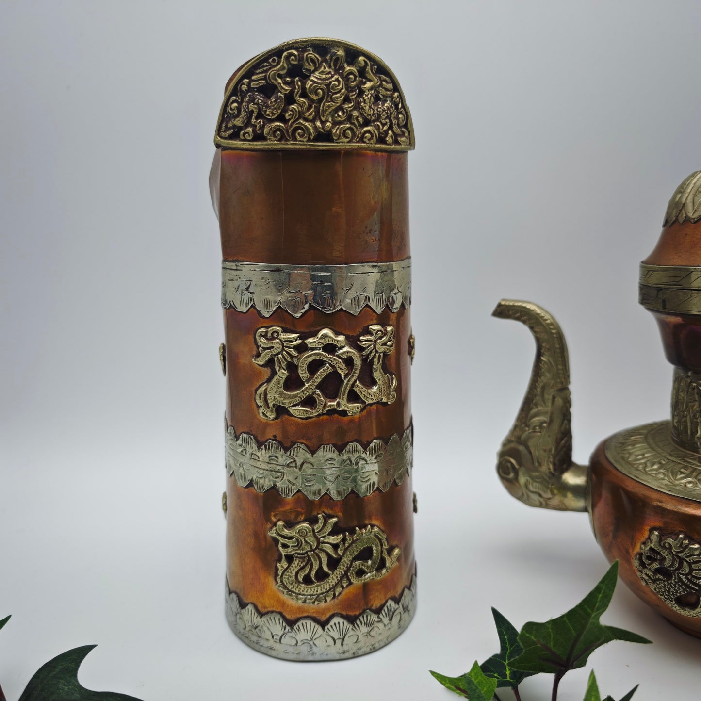 Tibet Nepal Kupfer Messing Kannen Set Drachenmotiv orientalisch Vintage Dekoration 22 cm