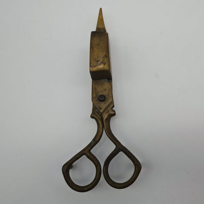 Antike Dochtschere aus Messing Kerzenschere 15 cm mit Patina 19. Jhdt Stil