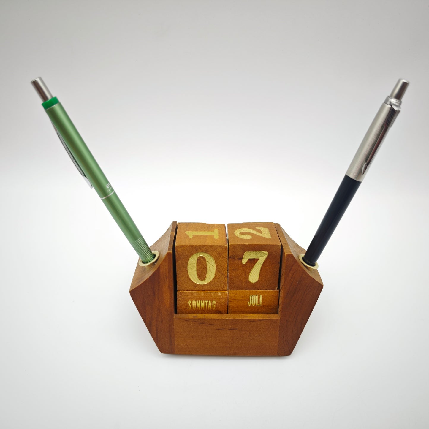 Ewiger Kalender Würfel Holz gold vintage Schreibtisch Dekoration Stiftehalter Mid Century Büro Accessoire Endloskalender deutsch Tischkalender