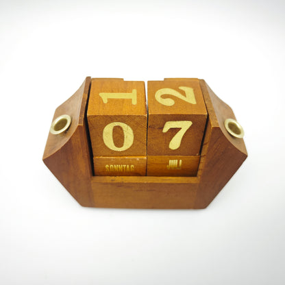 Ewiger Kalender Würfel Holz gold vintage Schreibtisch Dekoration Stiftehalter Mid Century Büro Accessoire Endloskalender deutsch Tischkalender