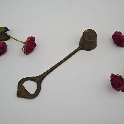 Antiker Kerzenlöscher aus Messing 15 cm lang verzierter Flammenlöscher Kerze Hausaltar Dekoration