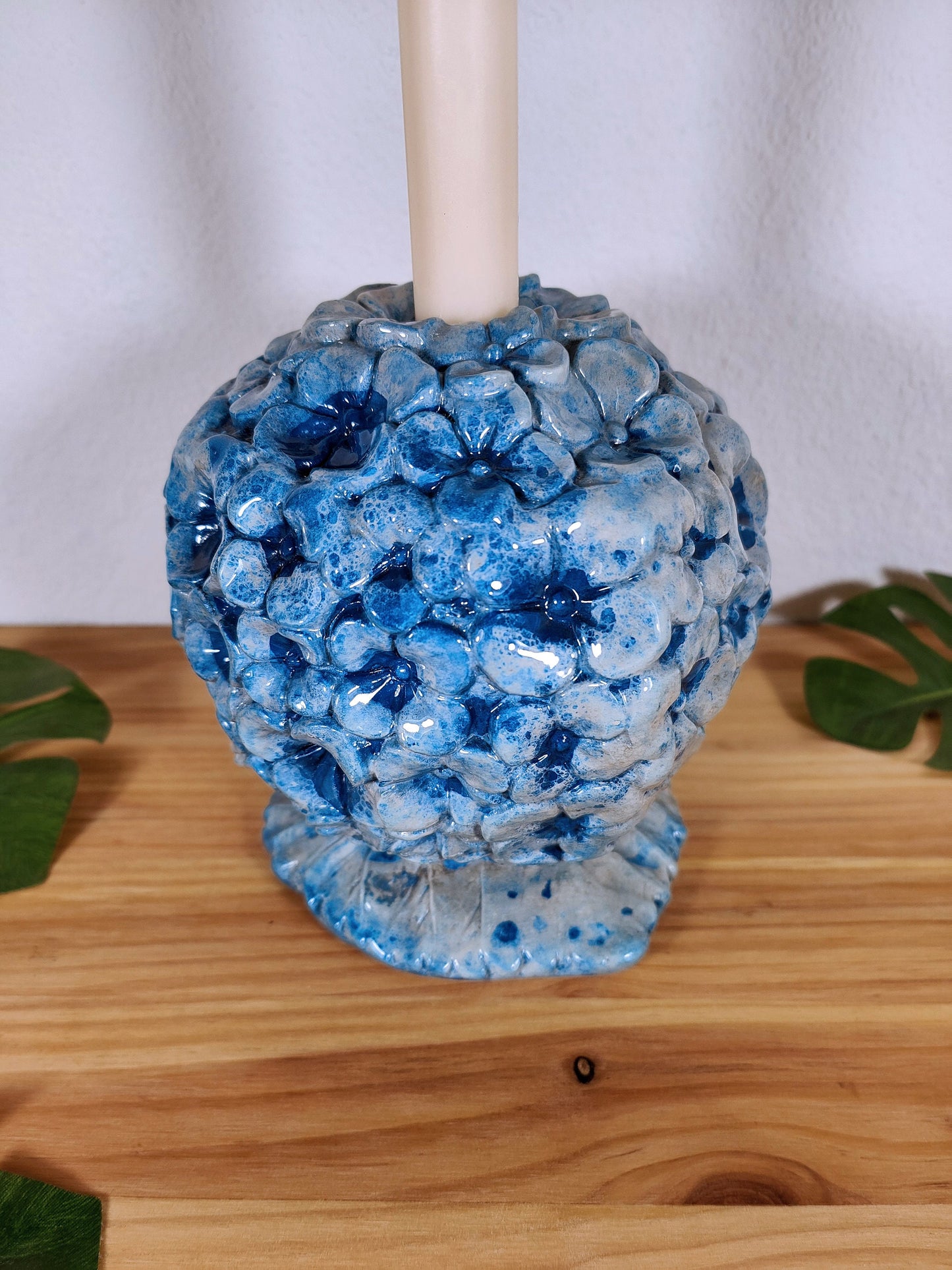 Bougeoir hortensia bougeoir boule bleue relief céramique hygge fleur boule fleur décoration hortensia fleur Scandi boho floral hortensia