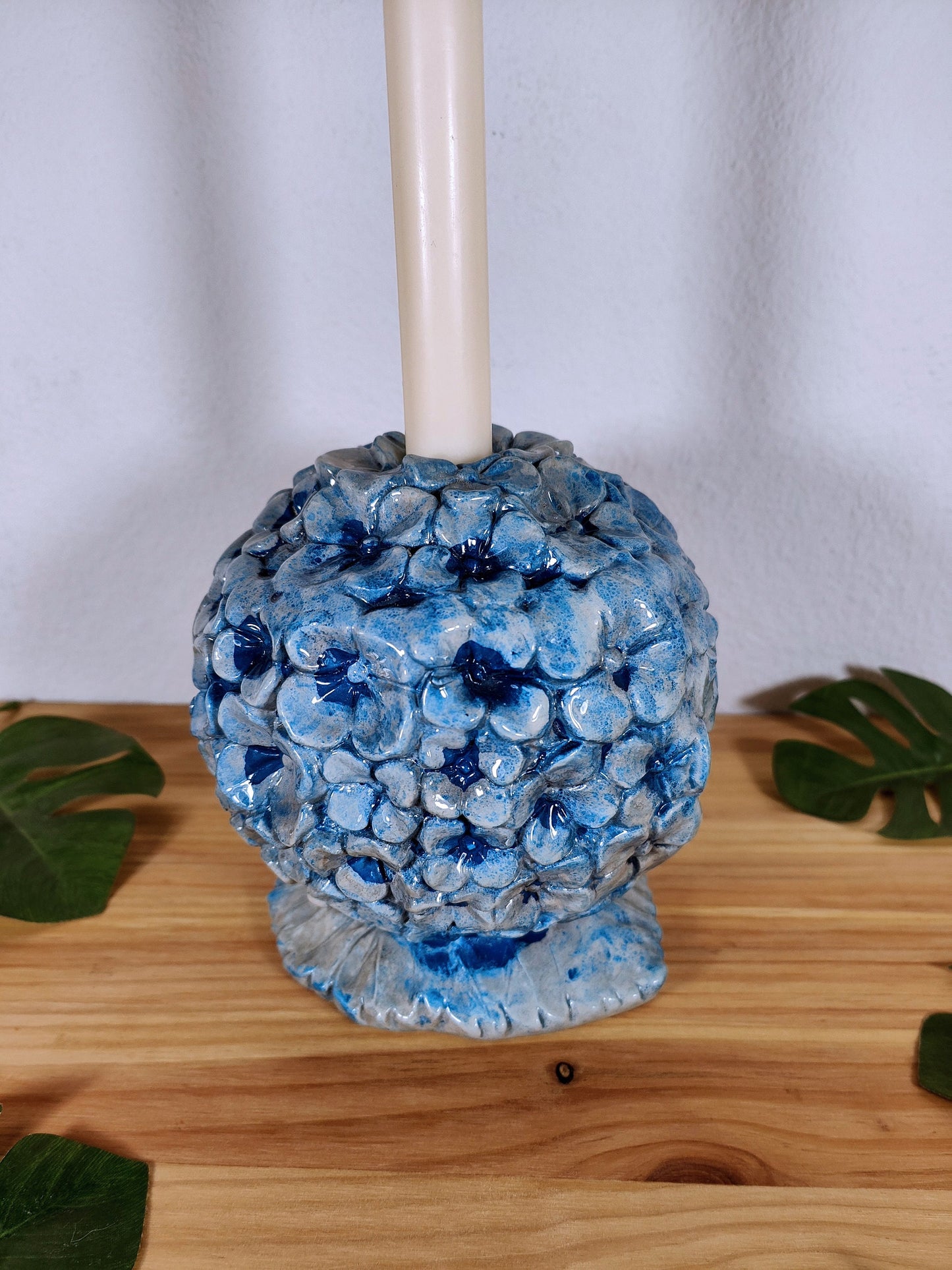 Bougeoir hortensia bougeoir boule bleue relief céramique hygge fleur boule fleur décoration hortensia fleur Scandi boho floral hortensia