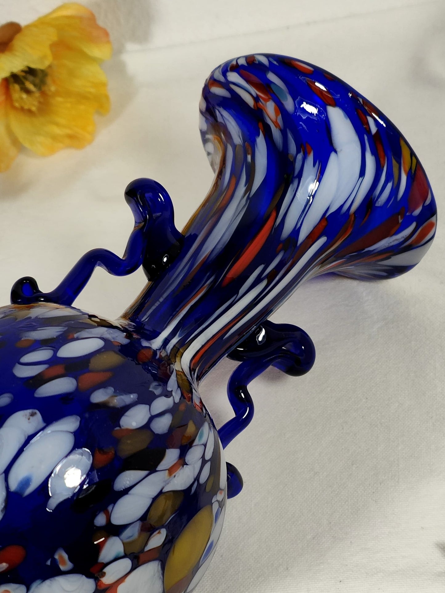 Vase en verre Fratelli Toso Murano bleu marbré vintage Midcentury tourbillon verre art Hygge Skandi épuré maximalisme Italie brillant vase amphore